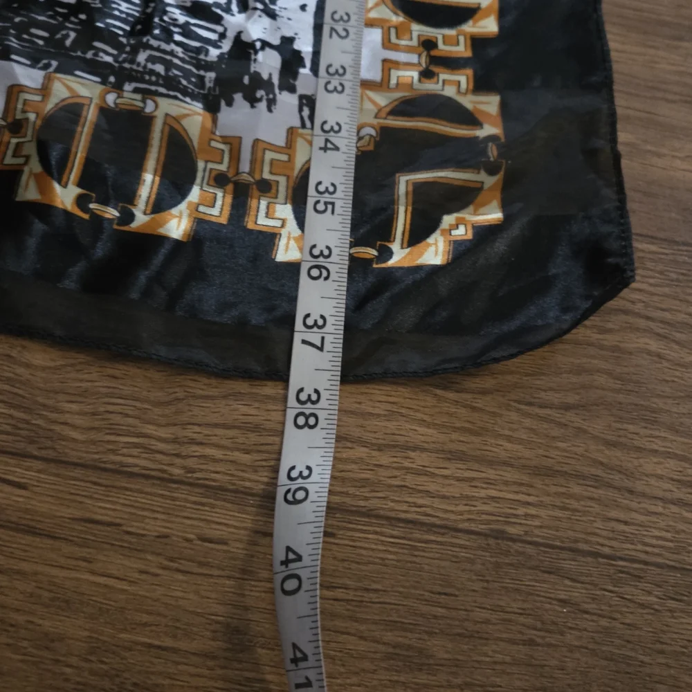 La Dolce Vita Style – Roma Italy Landmark Scarf w/ Colosseum & Vatican